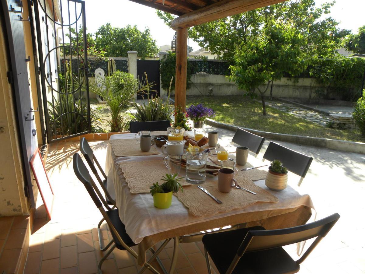 La Maison D'Ogooue Carpentras Exterior foto